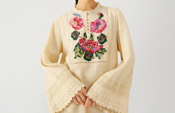 Vintage Clothing Essentials for Every Traveler