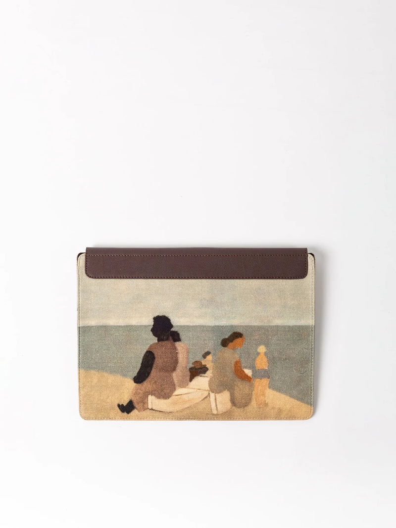 Crop Shirt + Macbook Sleeve Sea
