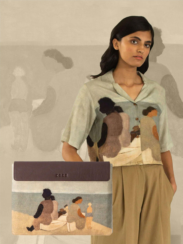 Crop Shirt + Macbook Sleeve Sea